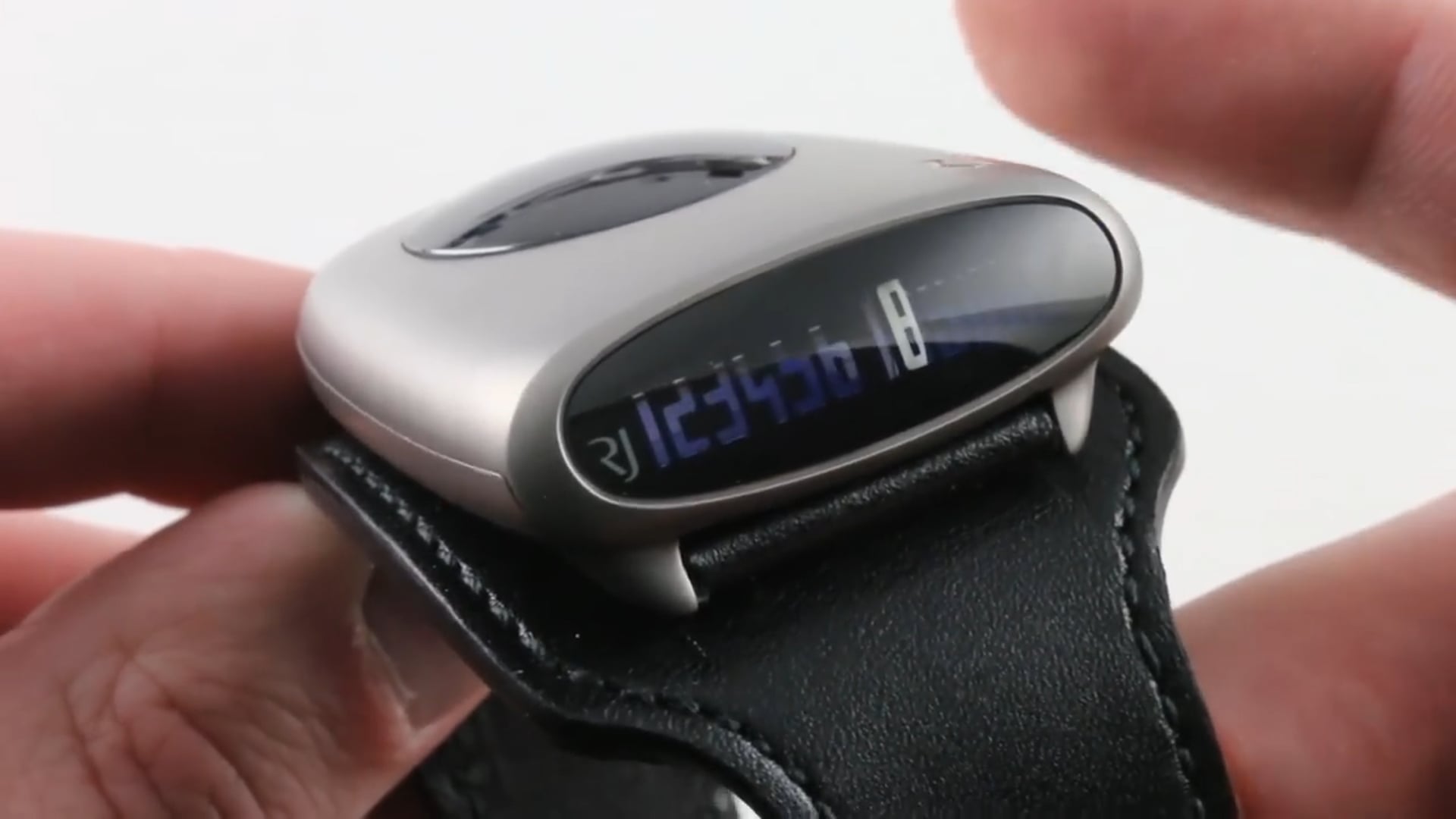 Alain Silberstein Subcraft Jump Hour For Romain Jerome RJ.T.AU.SC.002.01 Review