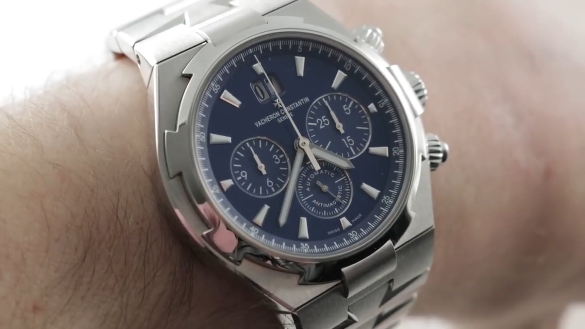 Vacheron Constantin Overseas Chronograph 49150 000R 9975 Review