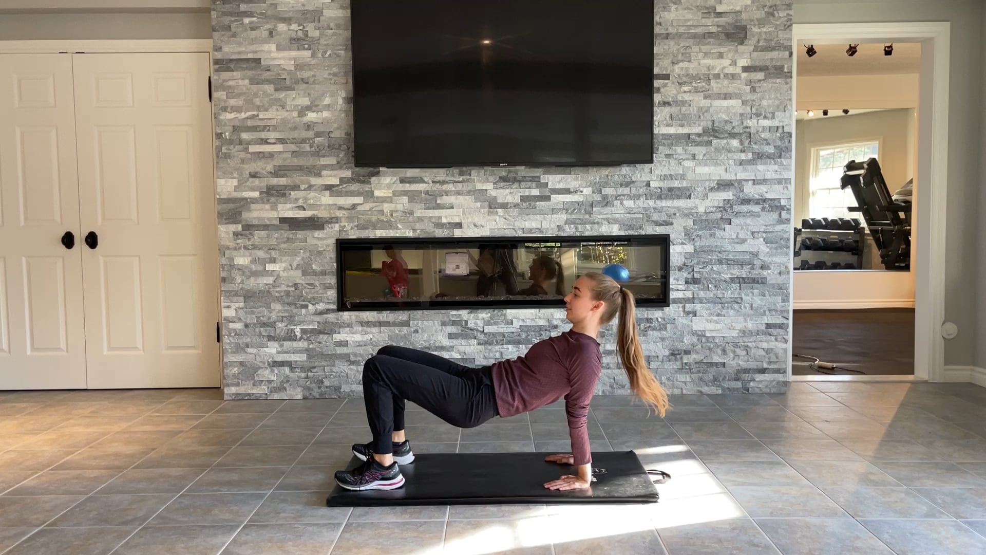 Advanced: Reverse table-top position alternating reaches exercise