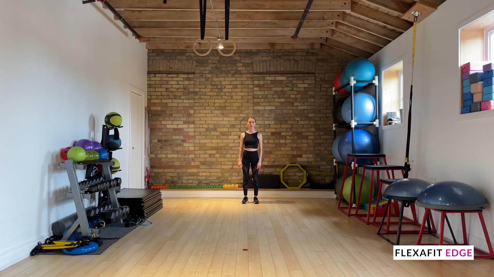 Bell jump 1/2 turn: Foundation-Advanced