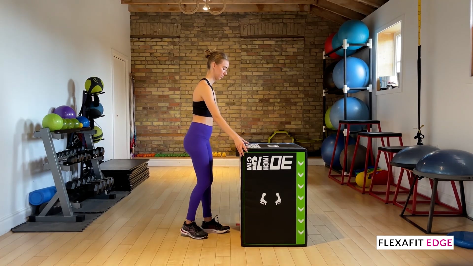 Standing incline pigeon hold: Foundation-Elite