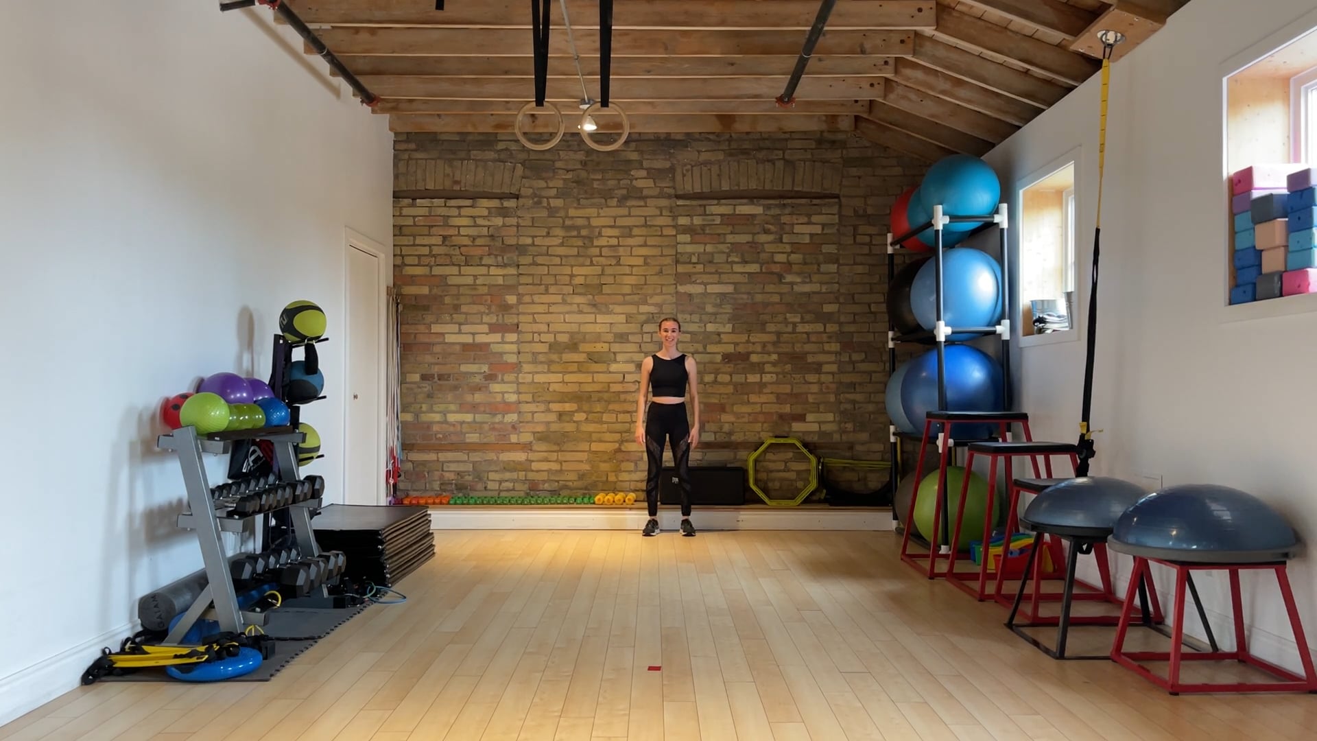 Alternating axel and loop hip twists drill: Foundation-Elite