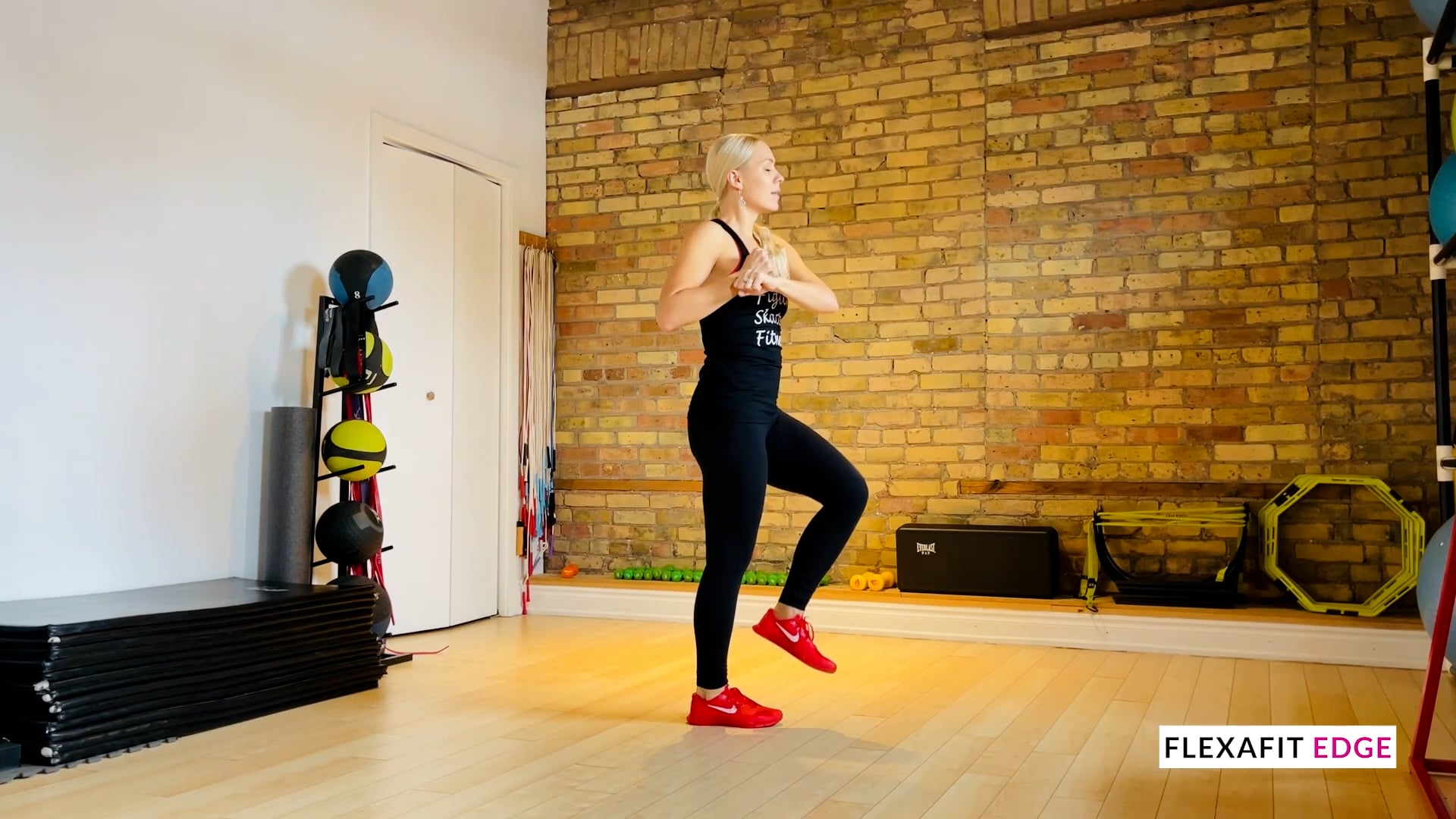 Calf raise air position click: Beginner-Foundation