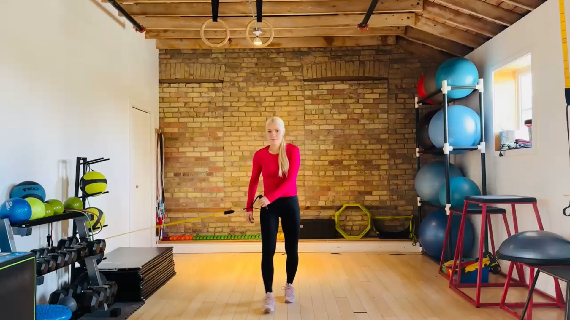 Advanced-Elite: Resisted skating side arm axel take-off check drill