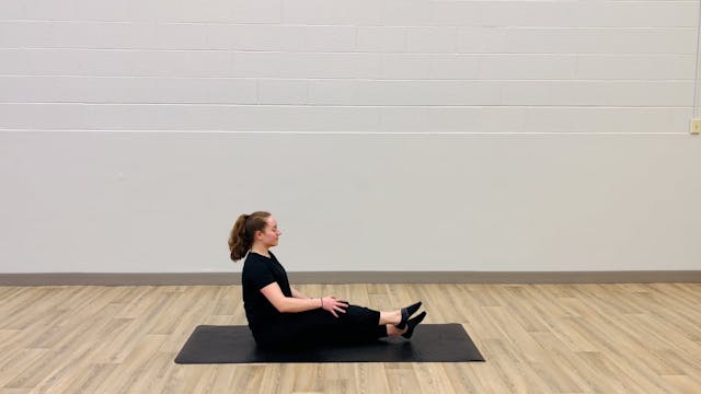 Beginner-Foundation: Seated spinal tw...