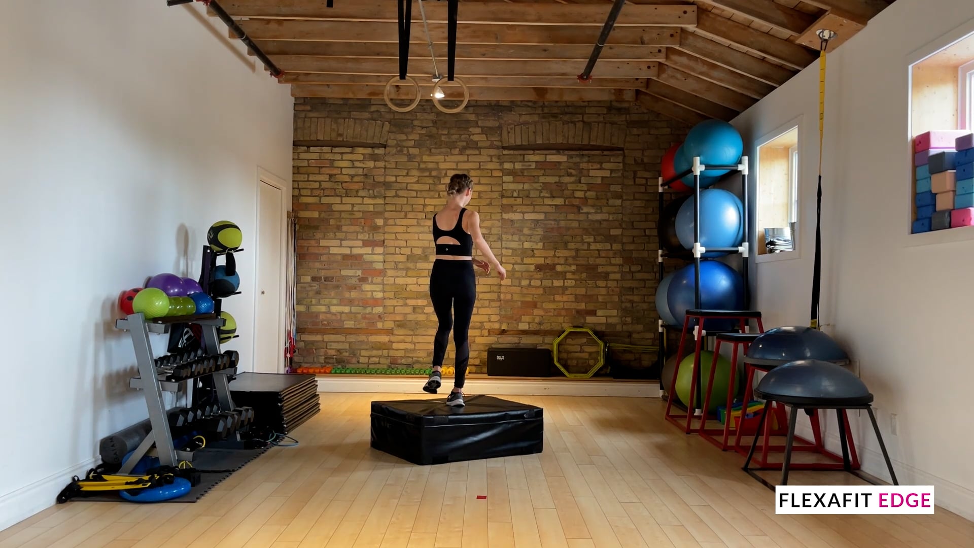 Axel box jump: Advanced-Elite