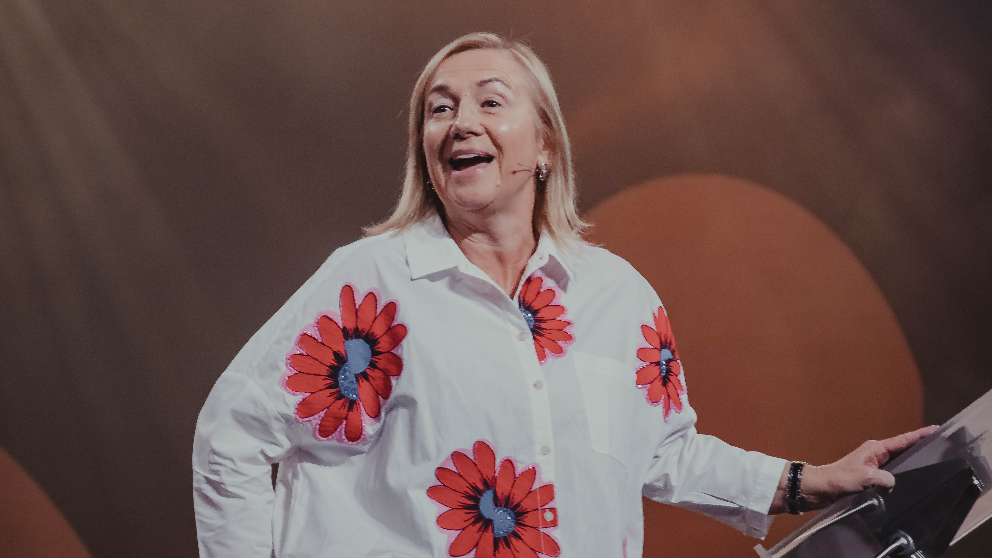 Sharon Kelly | Senior Pastor