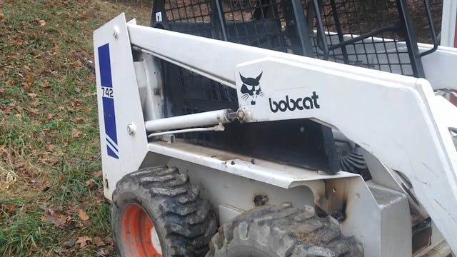 Sam Hagan - Bobcat 742 Skidsteer Repair