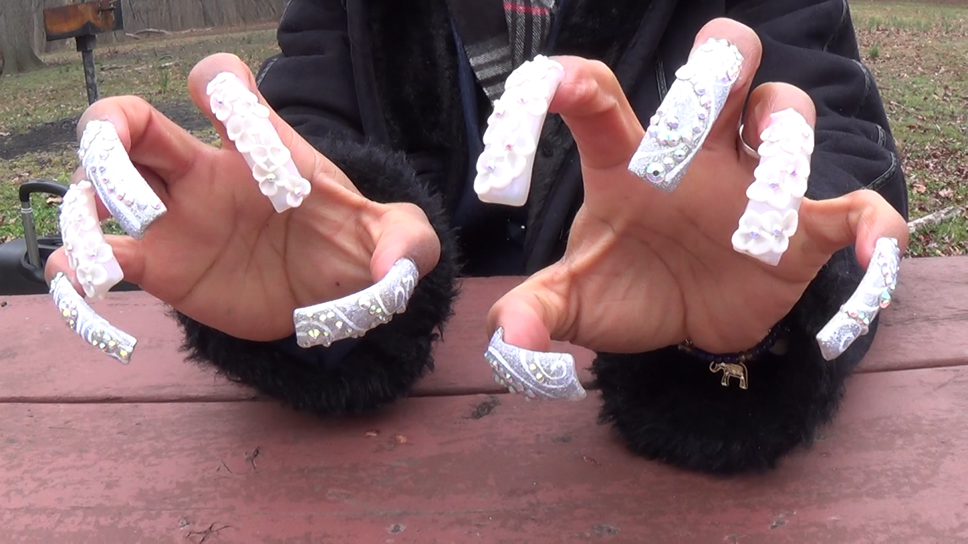 Long Nails Scratching and Tapping