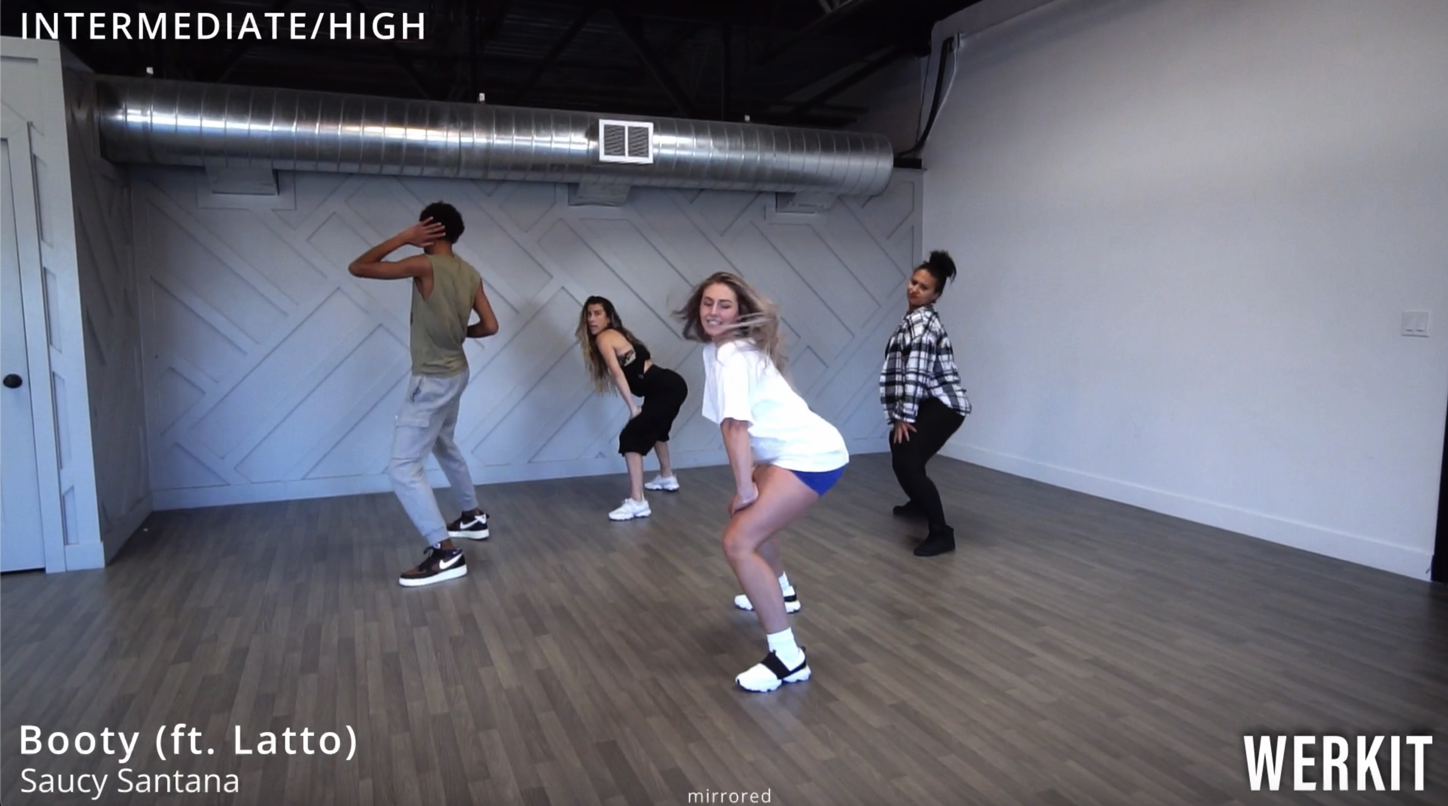 Booty (ft. Latto)- Saucy Santana