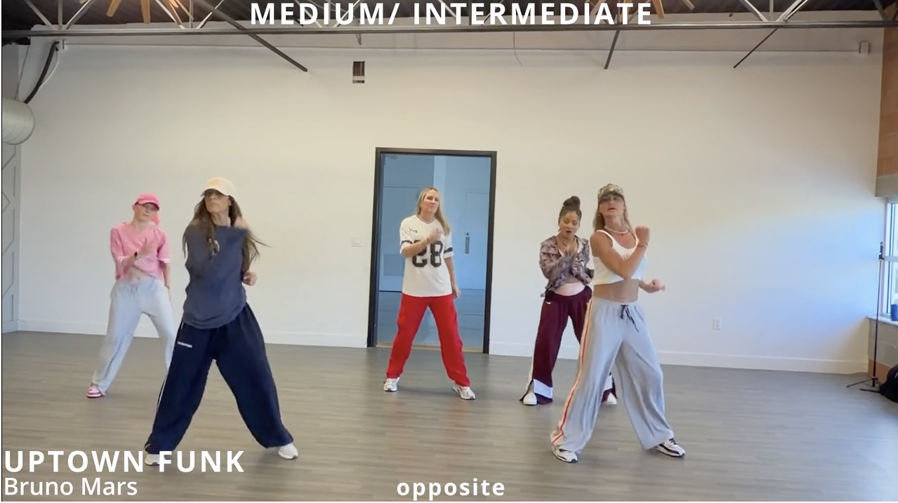UPTOWN FUNK - BRUNO MARS (opposite)