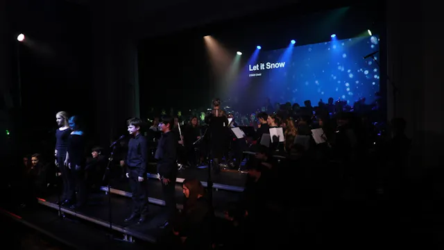 Christmas Notes - Bonus  Walking in the air - Thursday