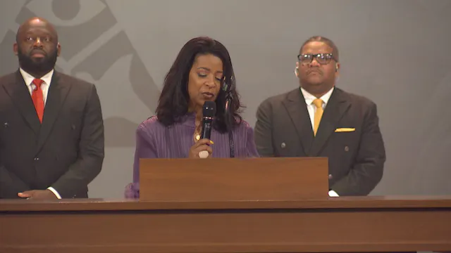 Pray Through It! | 10:00AM Sunday Wor...