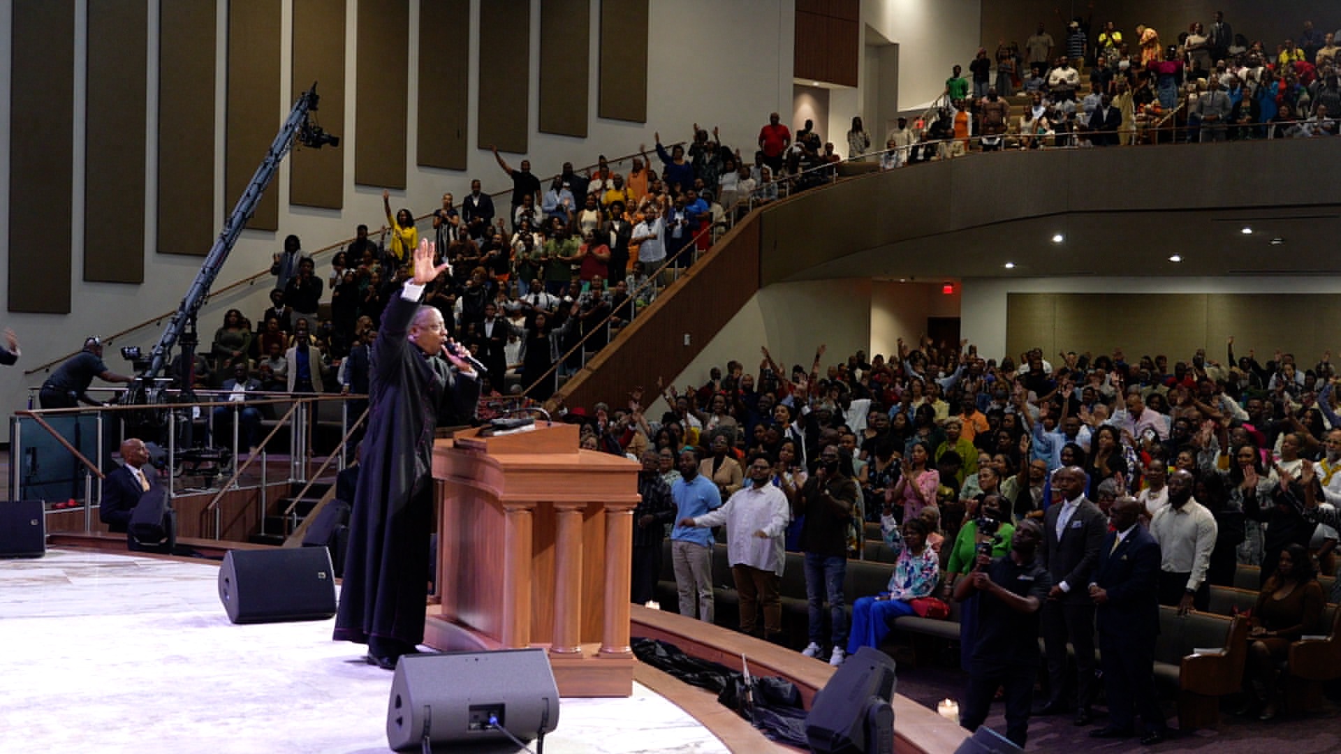 Uncommon Favor! | Dr. Marcus D. Cosby (11:30 A.M.)