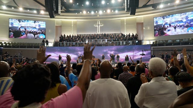 Praying to Please God | 11:30AM Sunda...