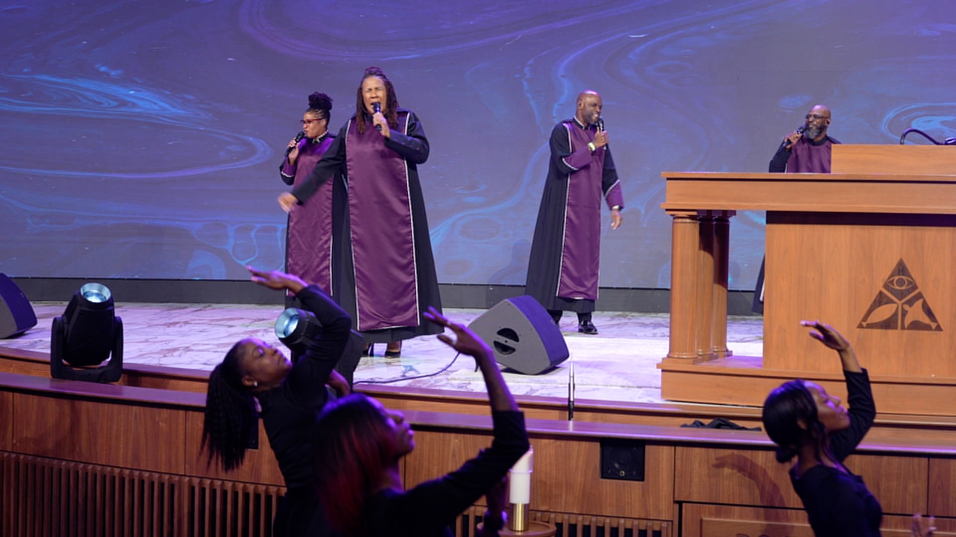 Oh Lord, We Praise Your Name | April 14, 2024