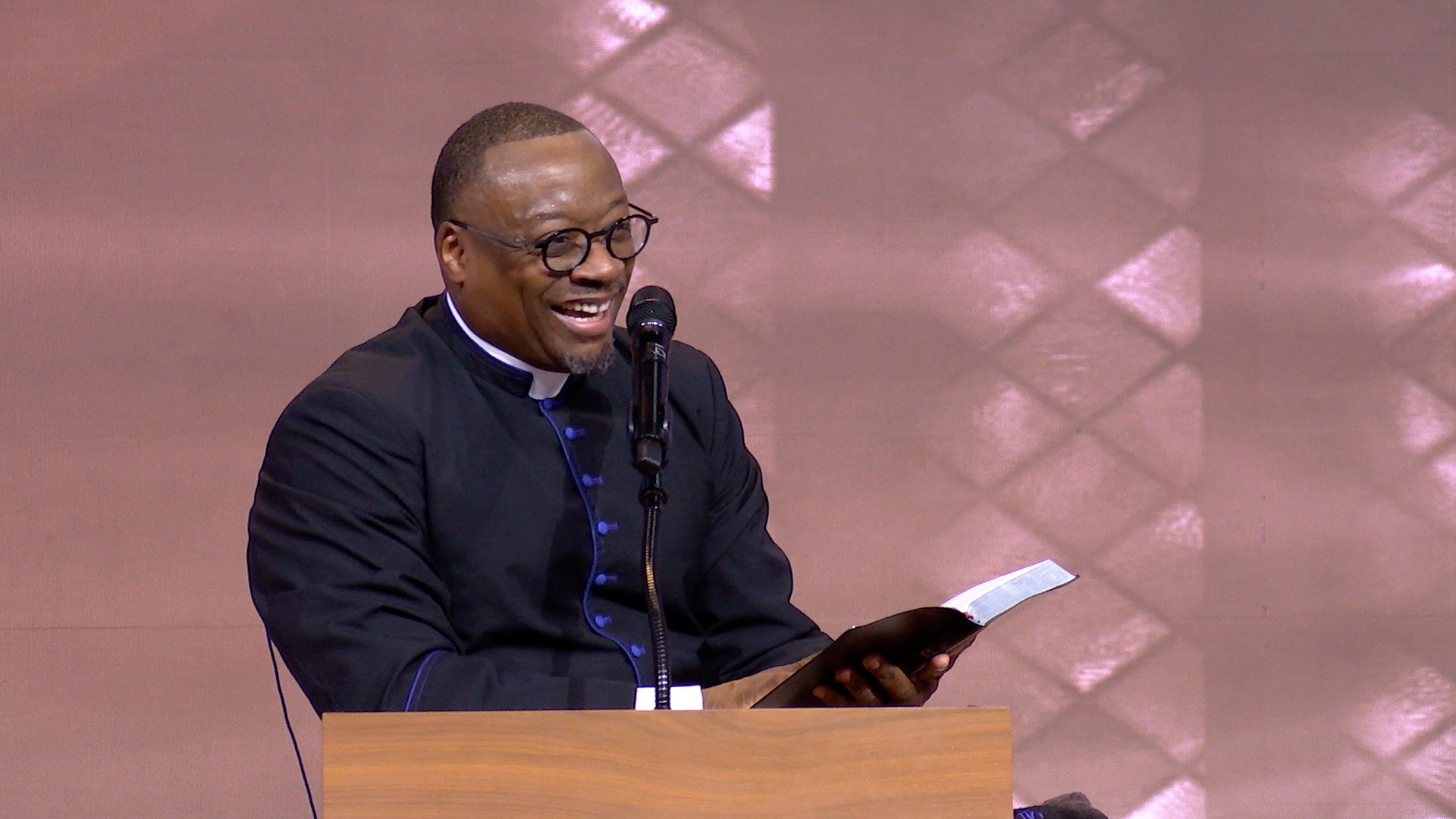 (Sermon Only) Uncommon Favor! | Dr. Marcus D. Cosby (8:00 A.M.)