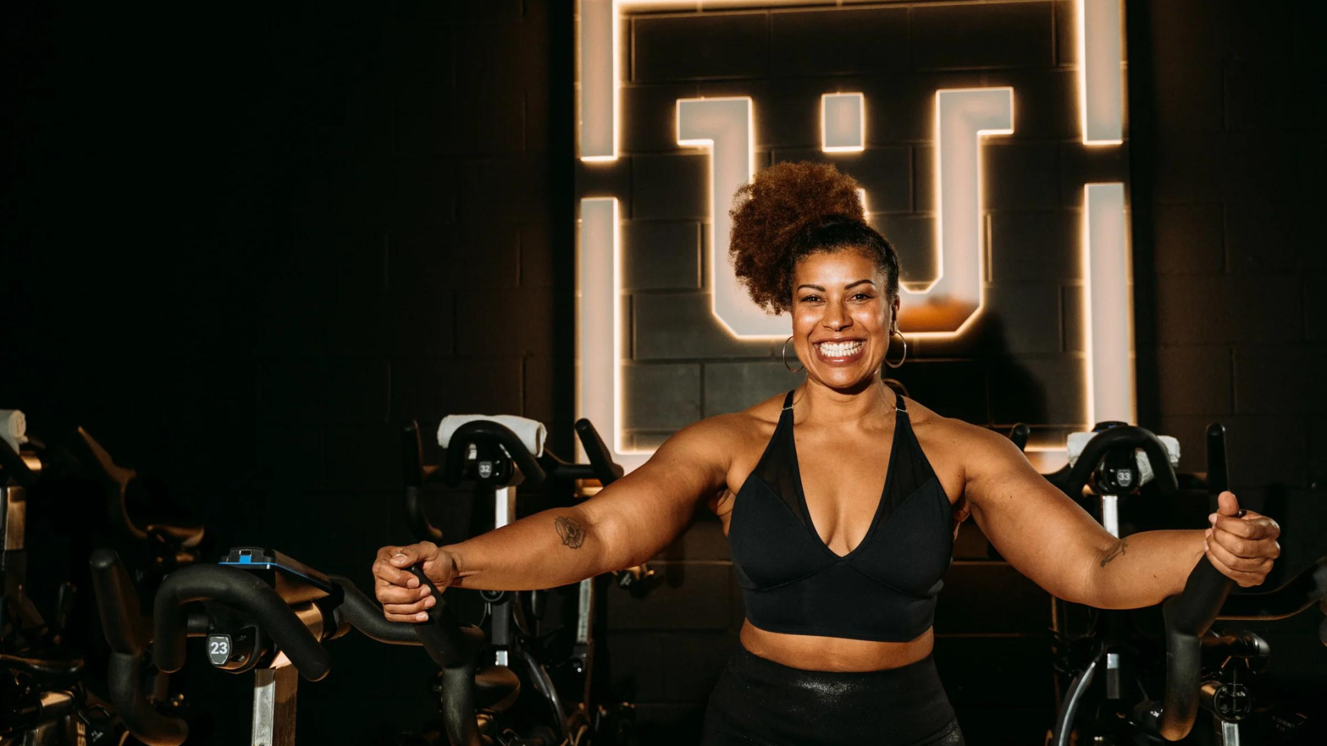 YOU CAN DO IT PUT YOUR BACK INTO IT ft. SARRAH M.