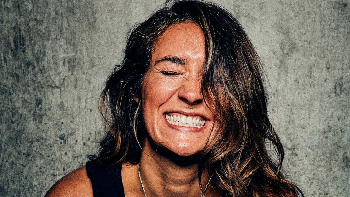 MADE YOU LOOK I ANNA