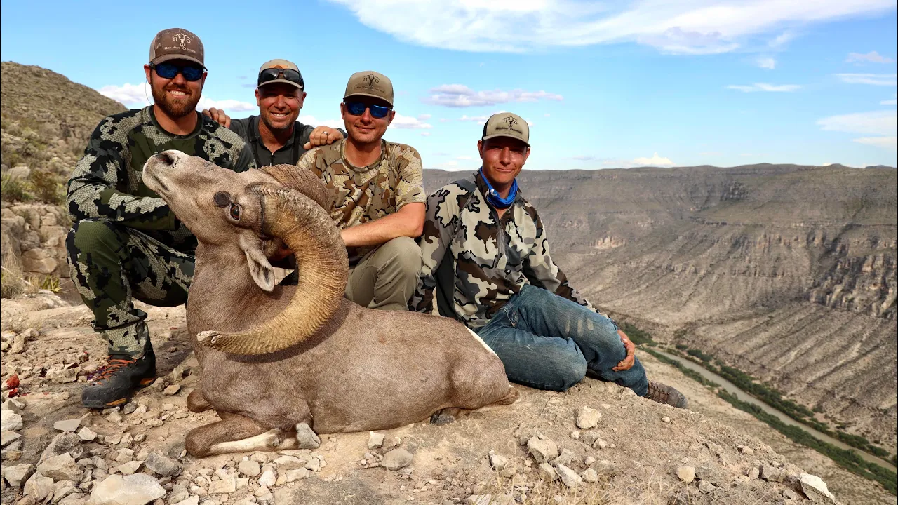 RUGGED DESERT SHEEP HUNT ON THE RIO GRANDE