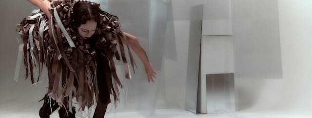 Menagerie (United Kingdom) by Lingyi ...