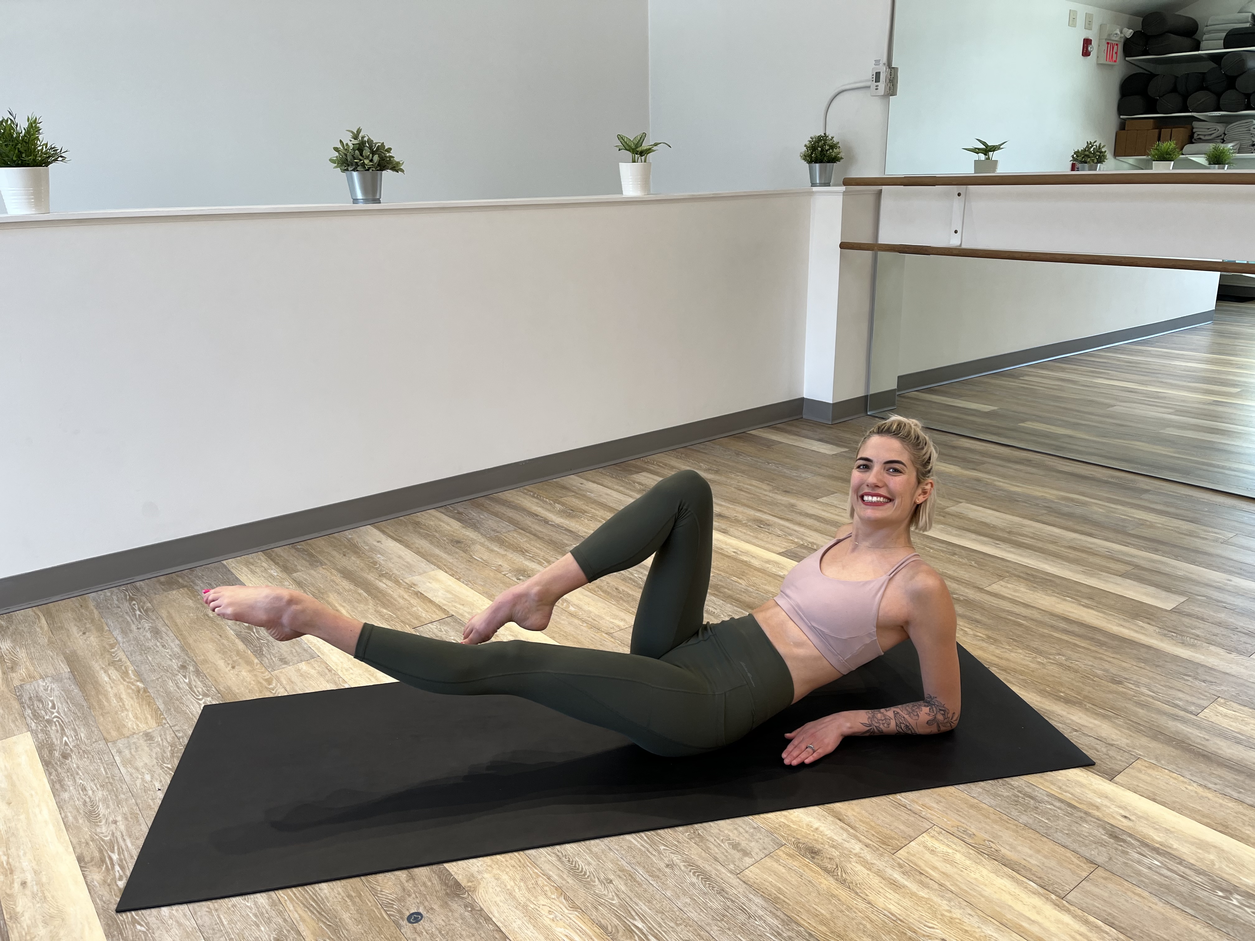 30 Minute Lower Body Barre with Kerry