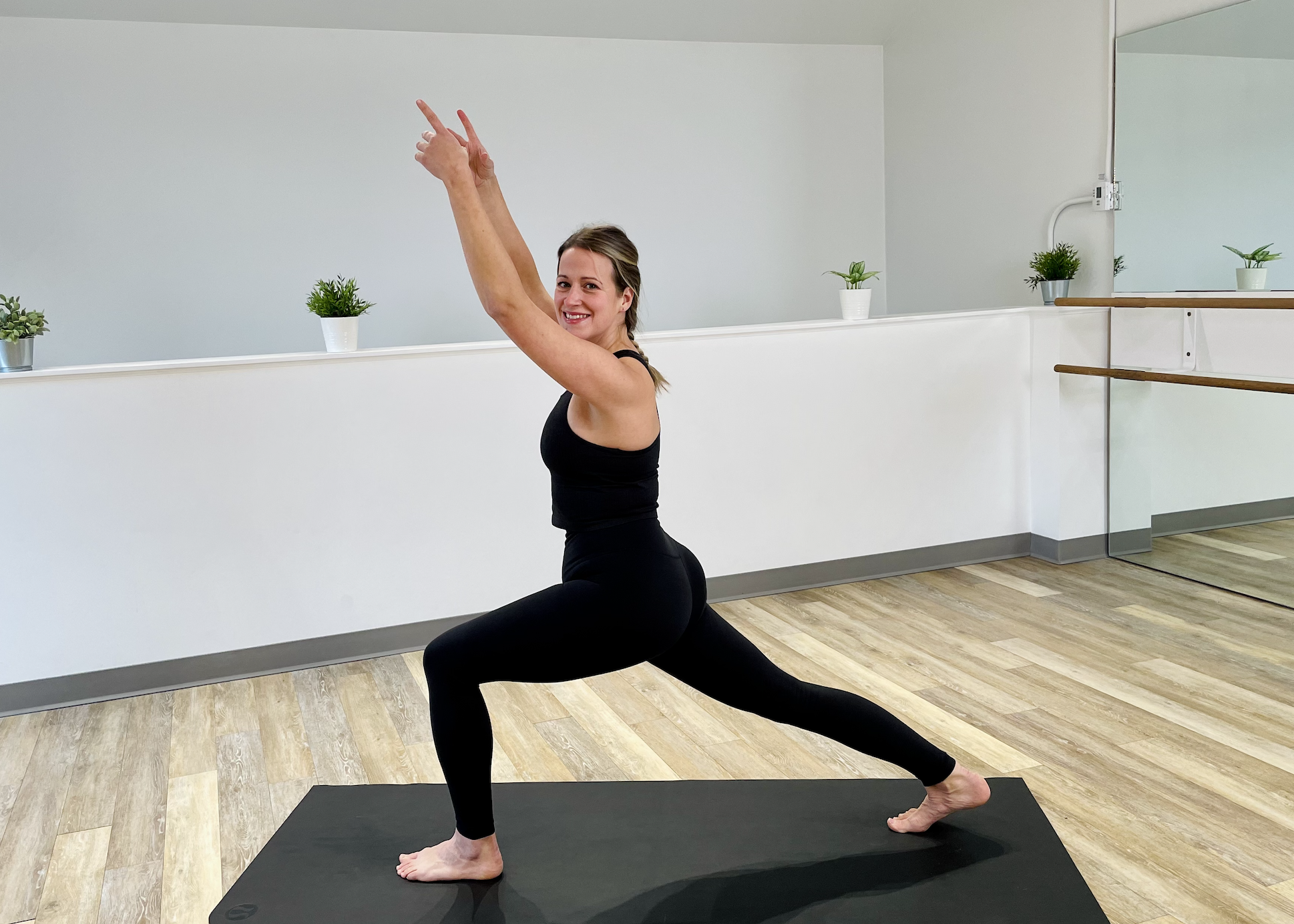 35 Minute Minute Lower Body Blast with Siobhan