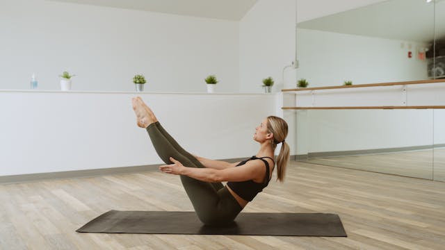 31 Minute Pilates Series with Bailey,...