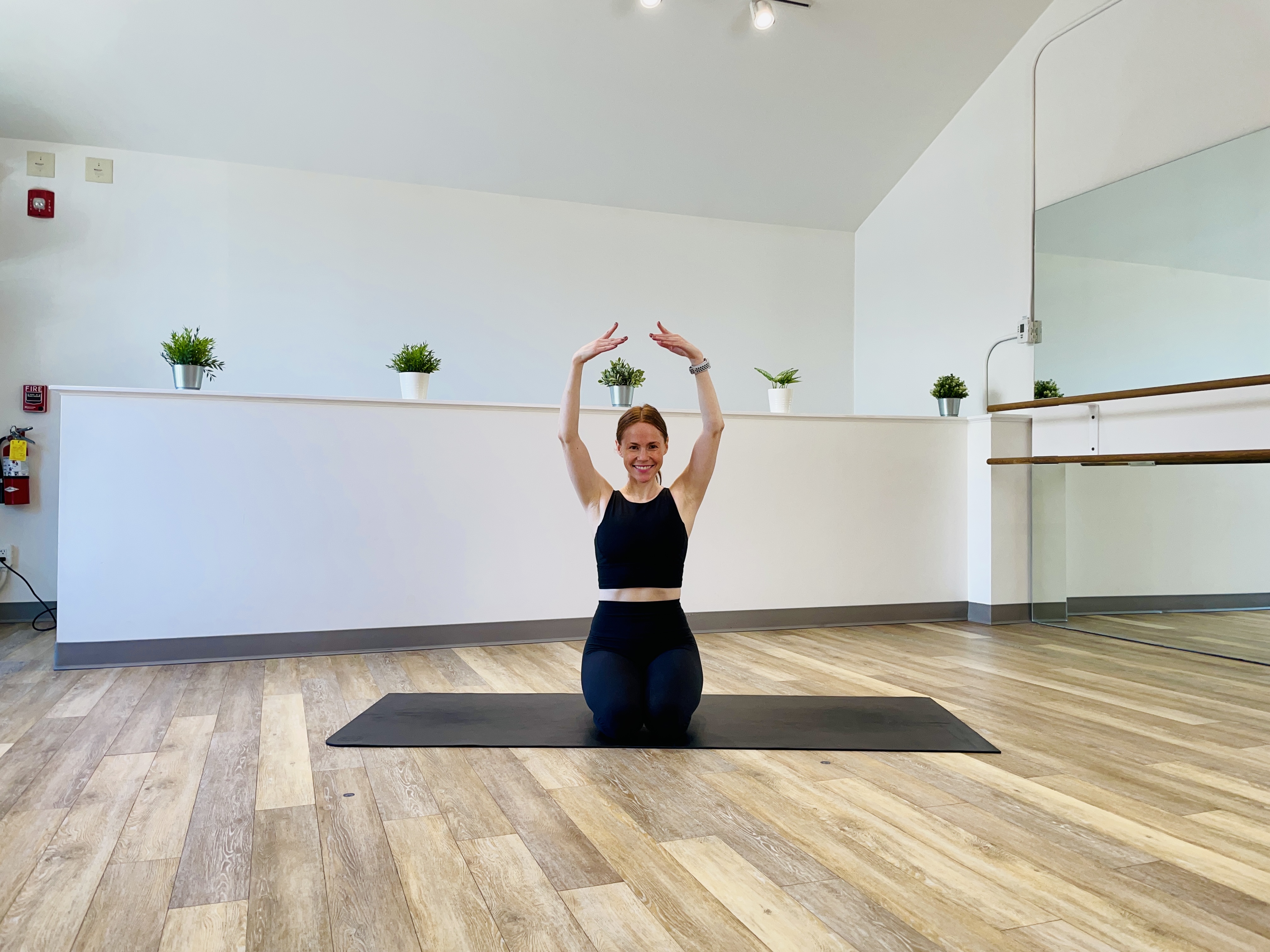 13 Minute Ballet Arms & Stretch with Emily