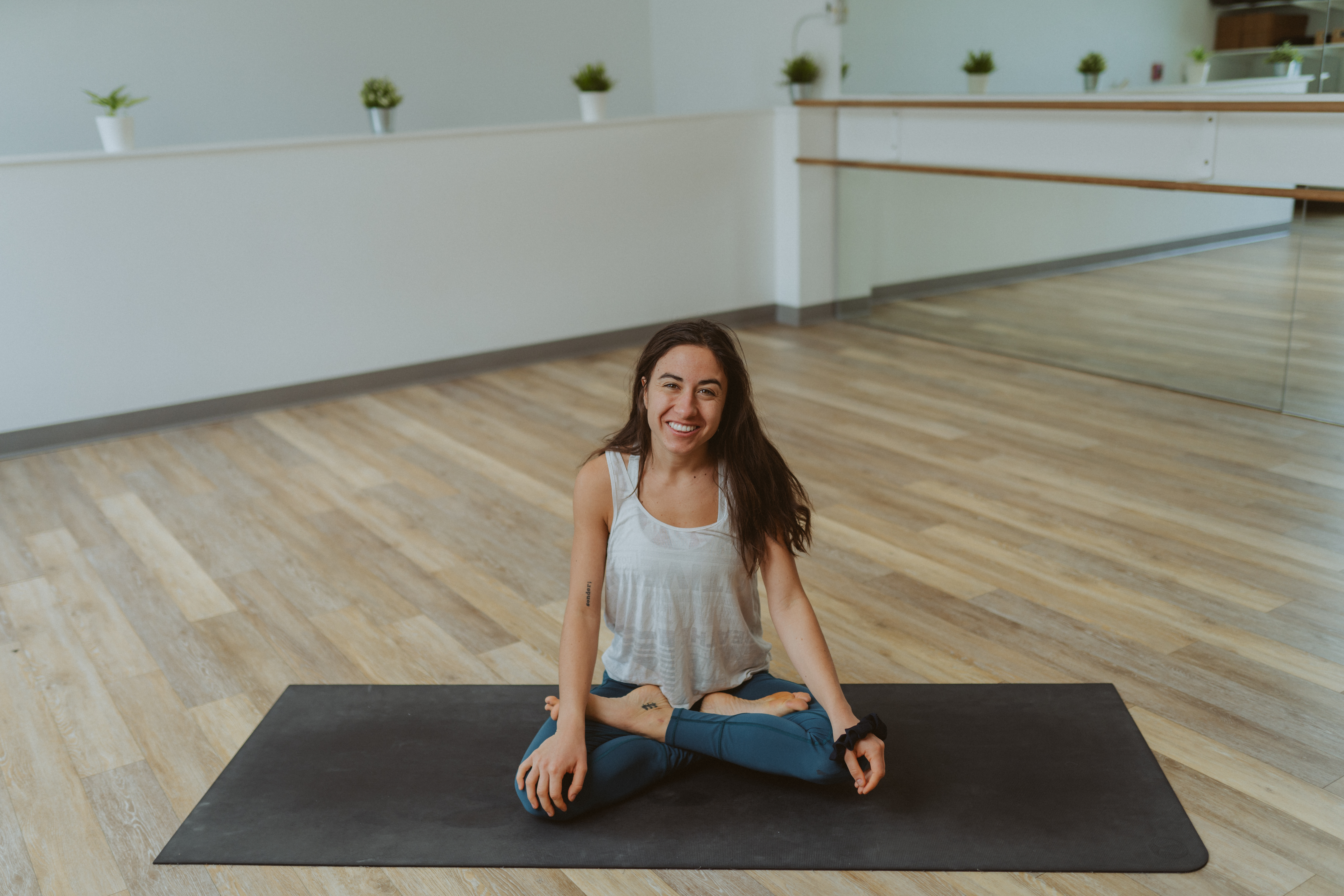 30 Minute Intermediate Yoga with Rhiannon