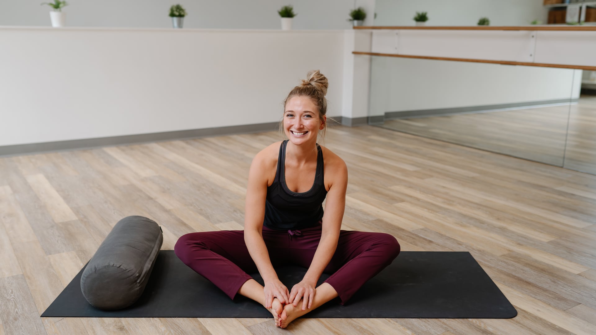 20 Minute Rejuvenation Yoga with Jess