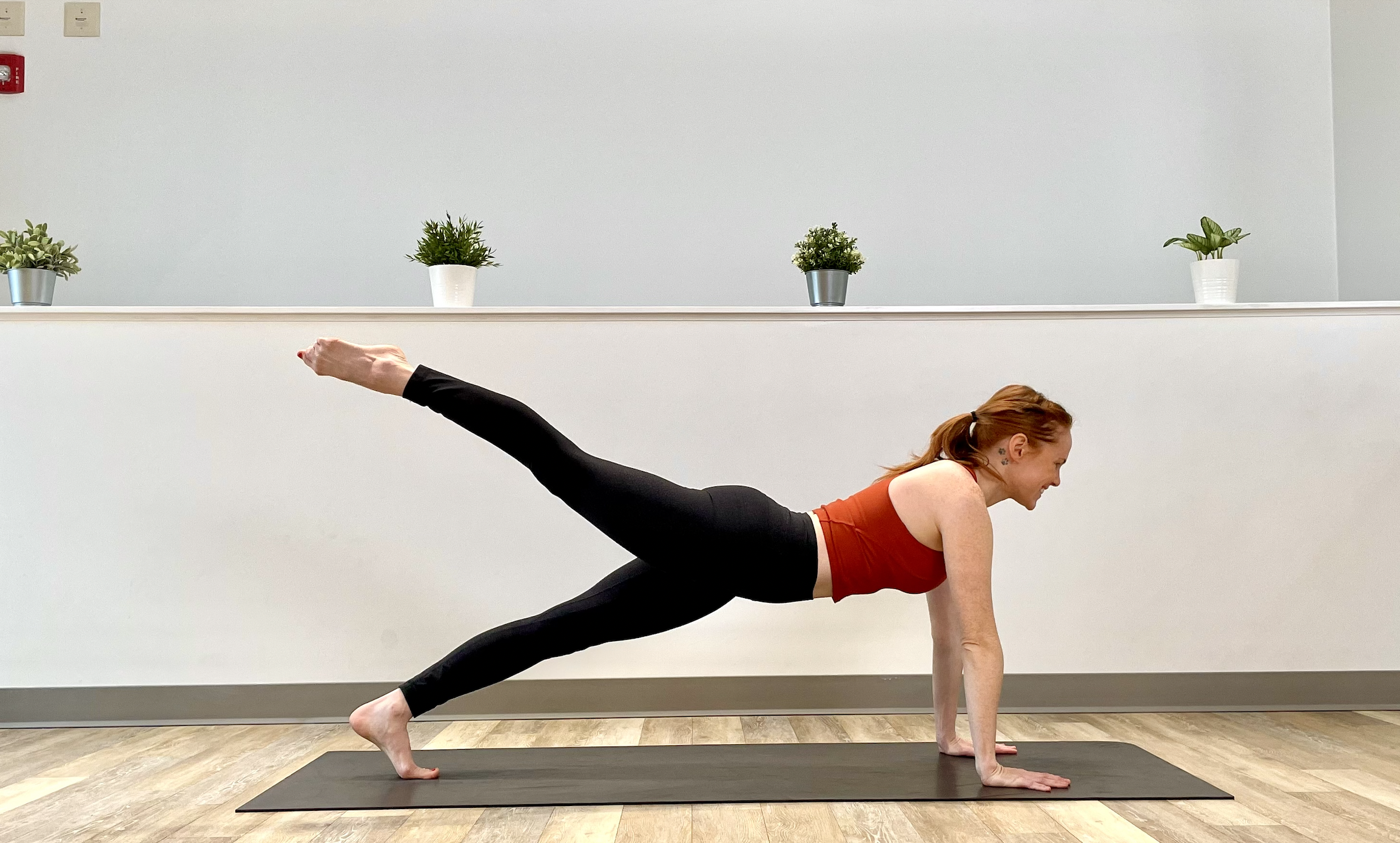 23 Minute Lower Body Barre with Emily 