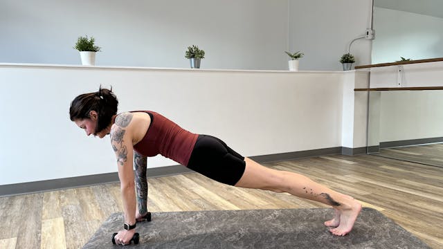 30 Minute Full Body Barre with Tanis
