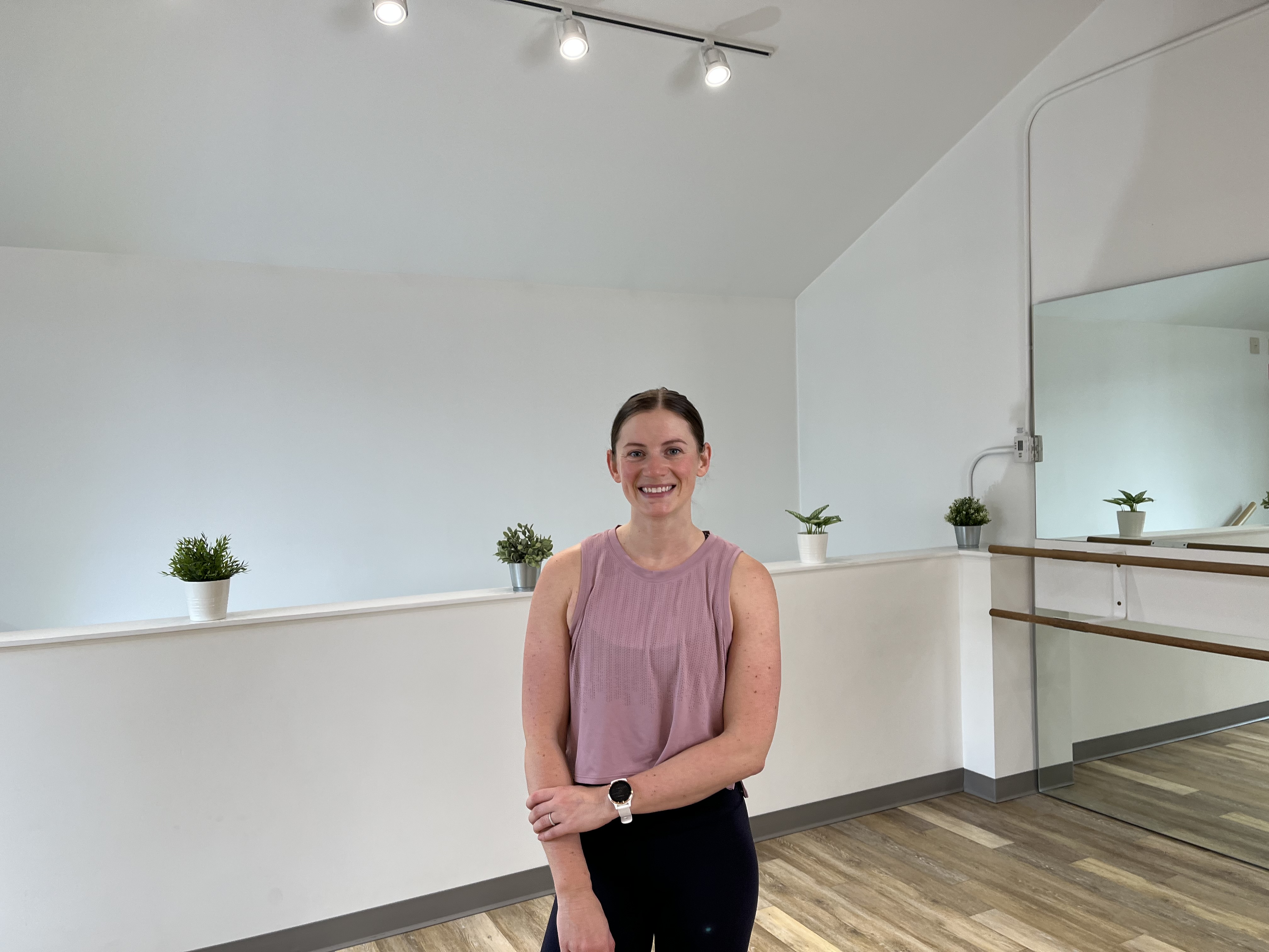 20 Minute Full Body Barre with Brook