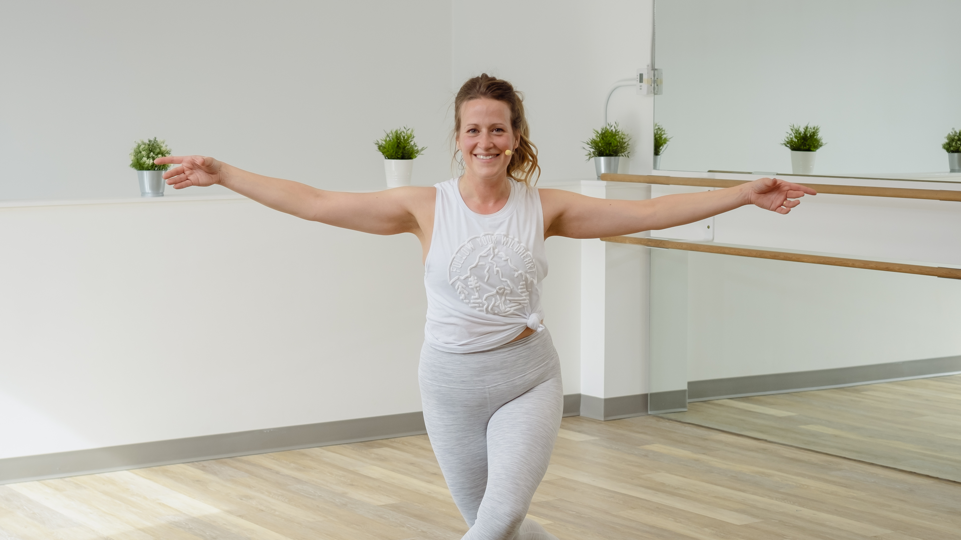 14 Minute Low Impact Cardio Quickie with Siobhan