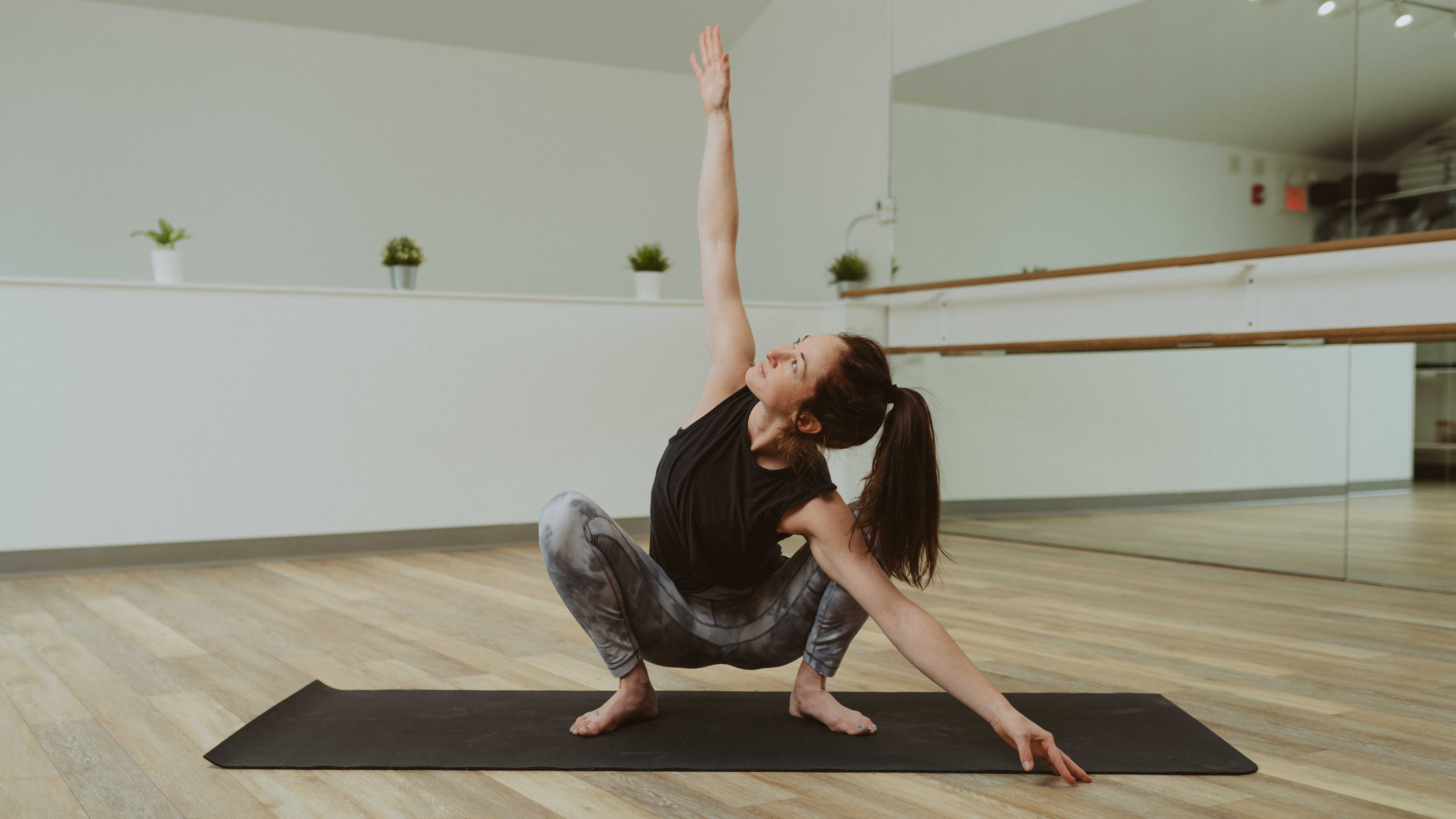 48 Minute All Levels Flow with Carolyn