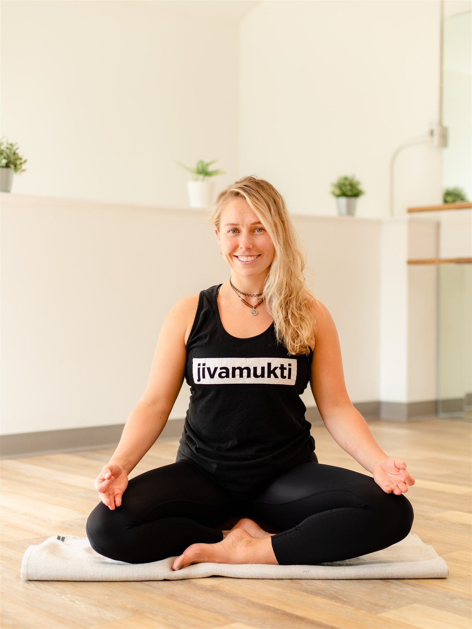 35 Minute Heart Opening Flow with Eira