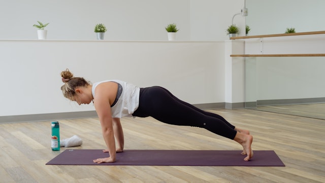 20 Minute Core Plank with Eira