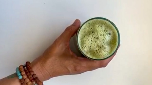 Green means Glow Smoothie Recipe