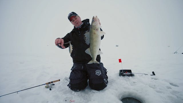 Ice Fishing Wisconsin for Shallow Wat...