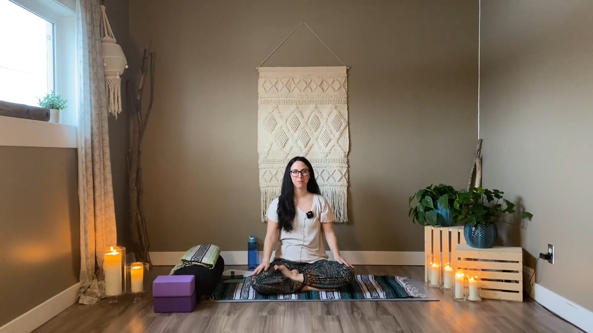 Gentle yin with Taylor