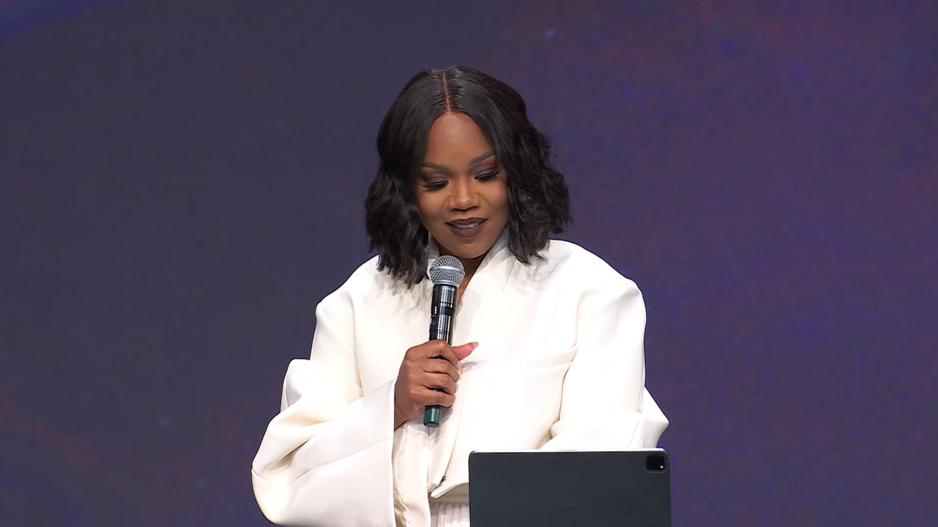 A Mirror And A Model