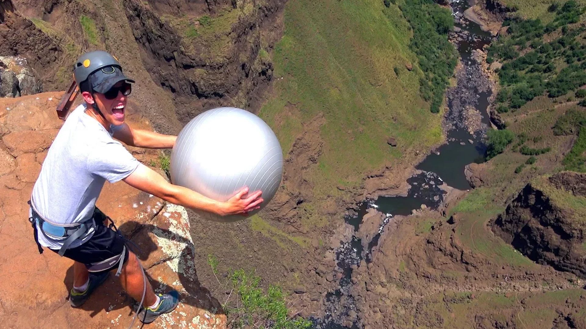 Exercise Ball Magnus Effect from 200m!!