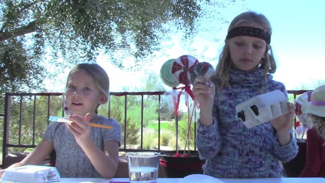 How To Make A Diy Phone Holder Toilet Paper Roll Kids Craft