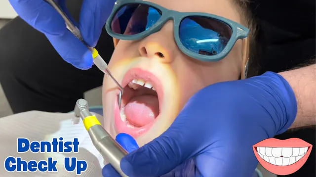 At the Dentist with Oliver and Lucas