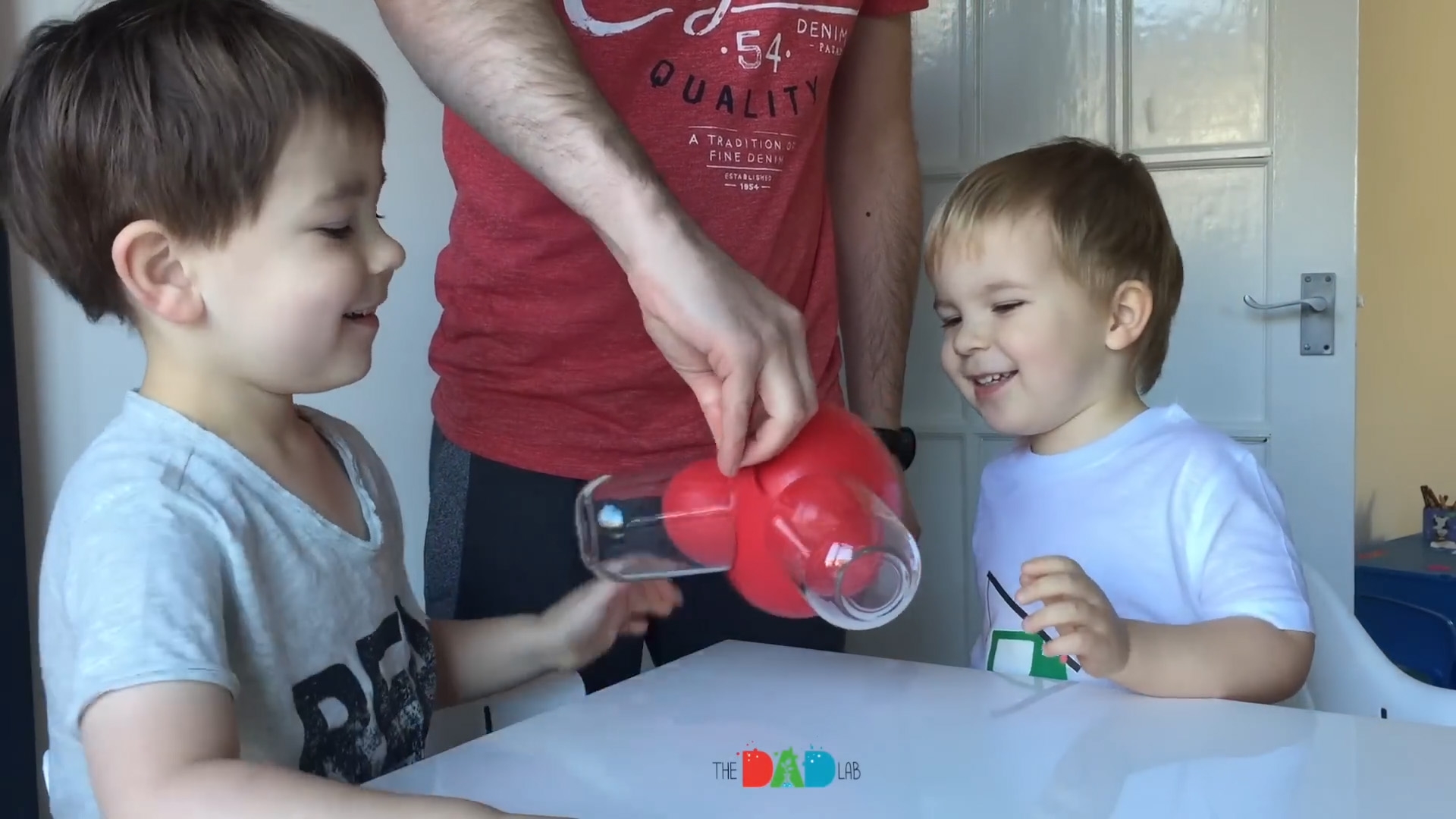 Kids Science Experiment: Balloon And Sticking Glasses Trick