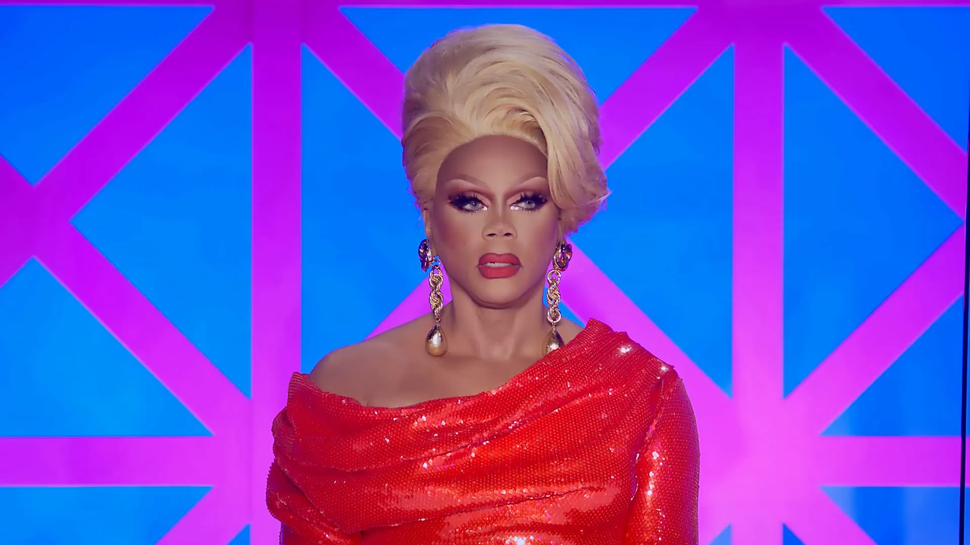 Queen – Another One Bites the Dust | Black Peppa & Pixie Polite | DR UK S4E9