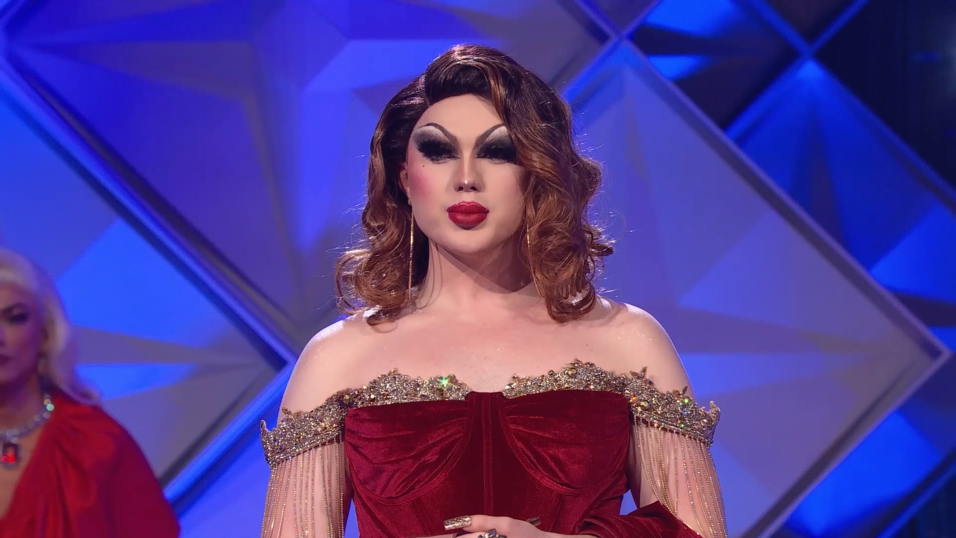 Carly Rae Jepsen – I Didn't Come Here Just To Dance | DR Canada S4E8