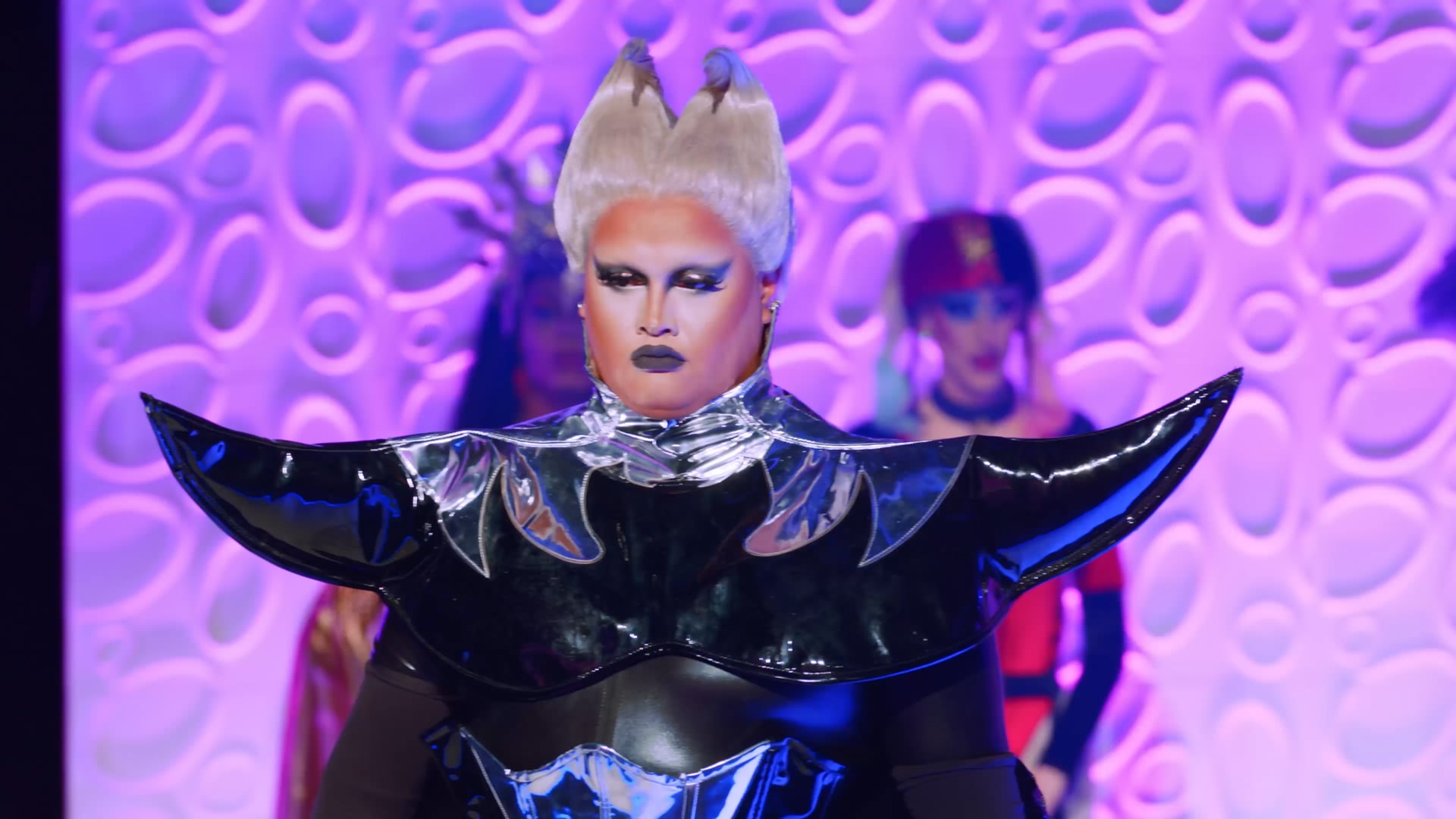 Adam Lambert – Holding Out For A Hero | DR Down Under S3E3