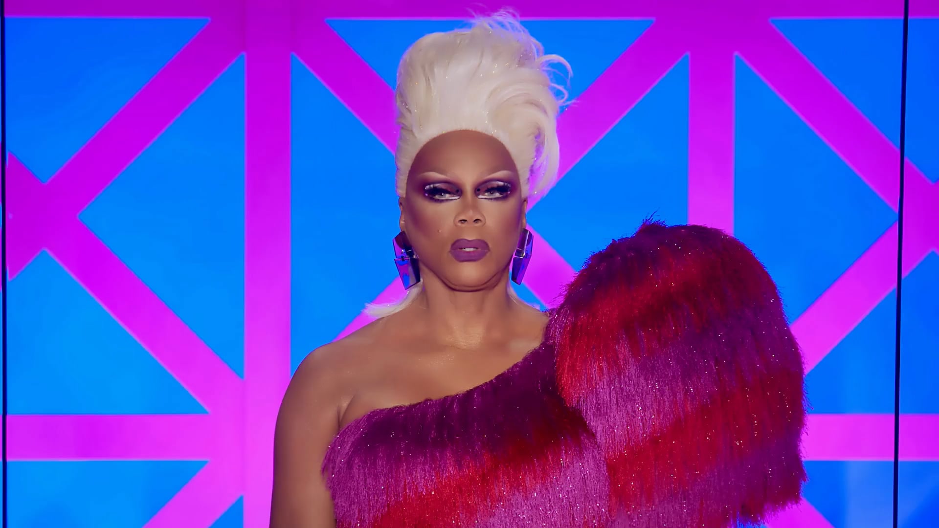 Shirley Bassey– This is My Life | Cheddar Gorgeous & Danny Beard | DR UK S4E10